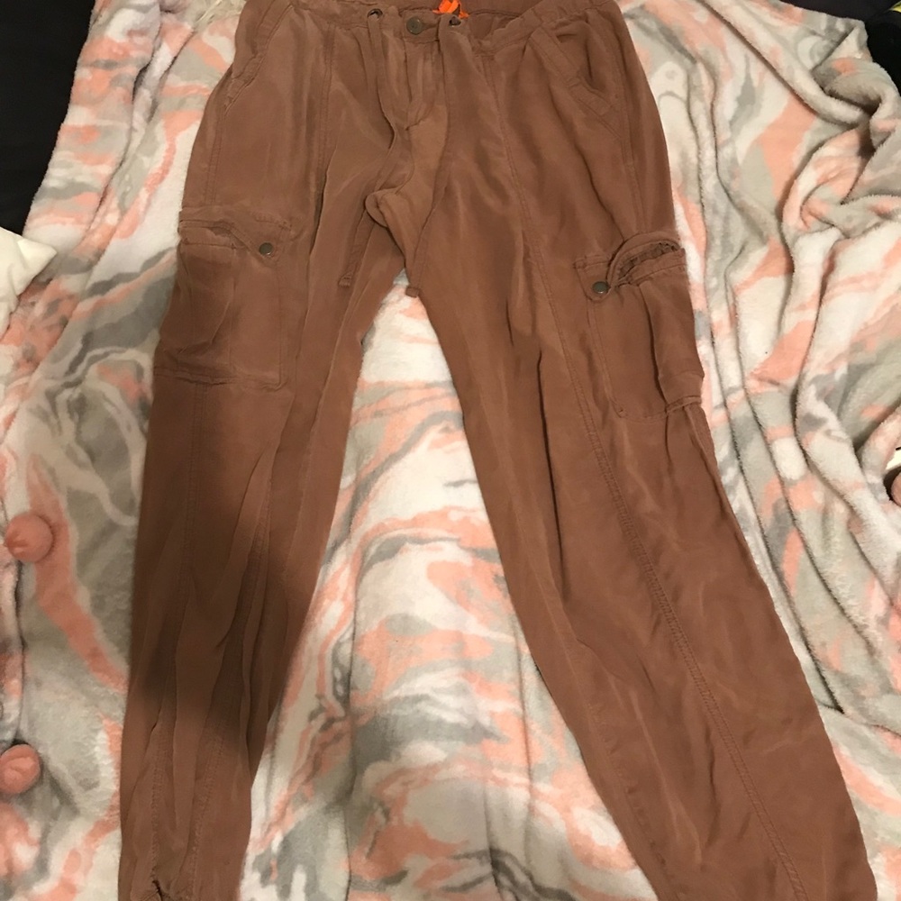 Khaki Baggy Pants W/ Pockets
